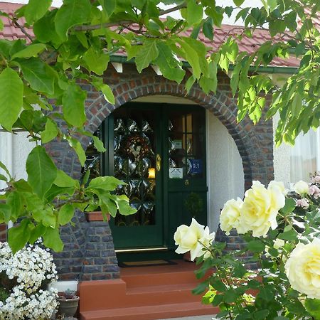 Highway House Bed And Breakfast Oamaru Extérieur photo